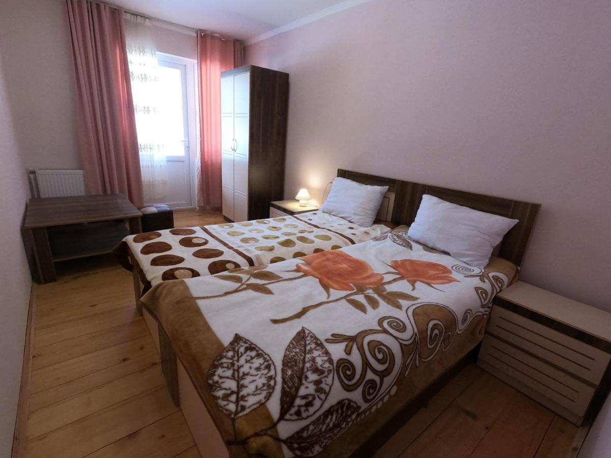 Bed and Breakfast Girgola à Mestia Extérieur photo