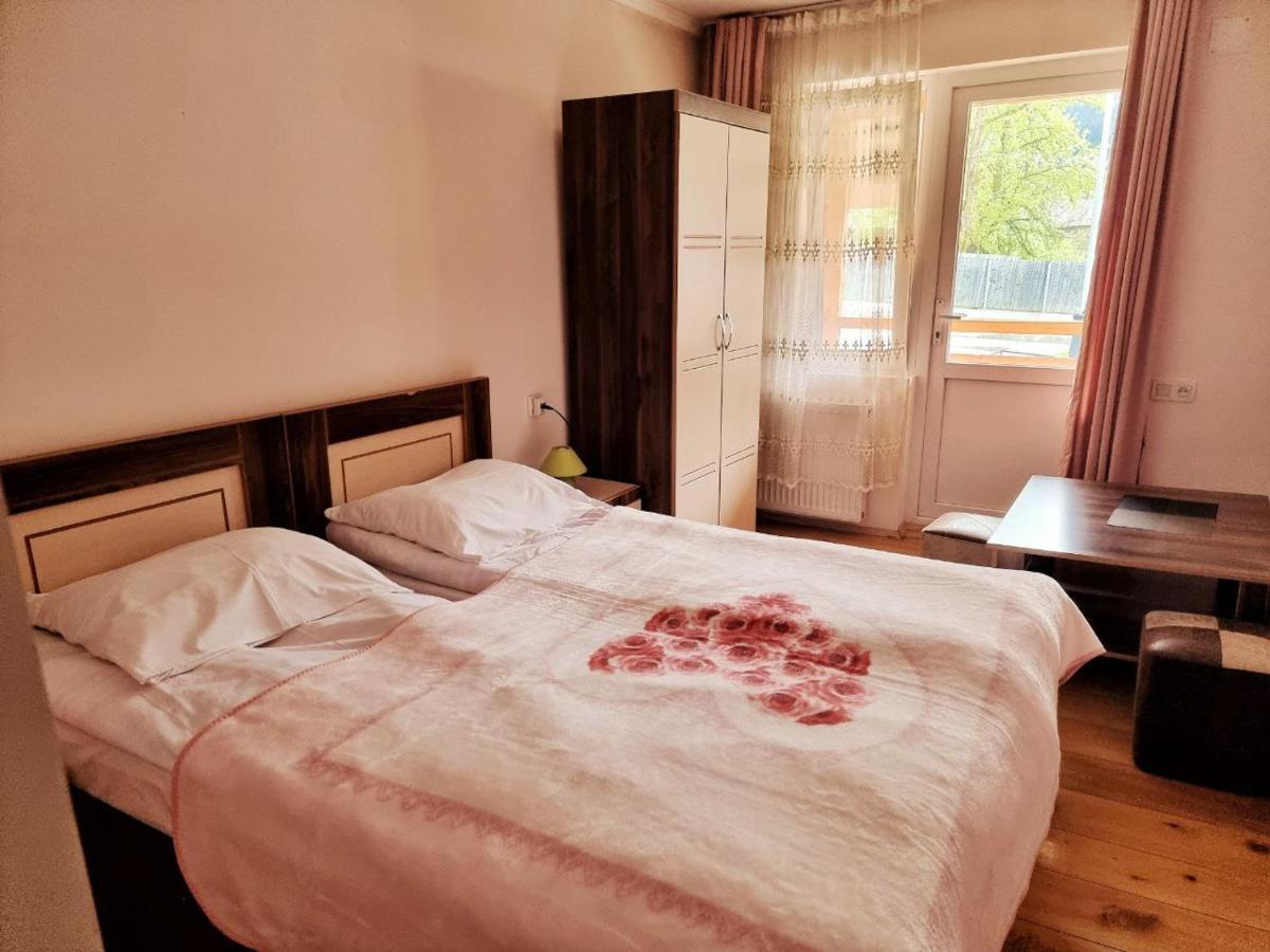 Bed and Breakfast Girgola à Mestia Extérieur photo