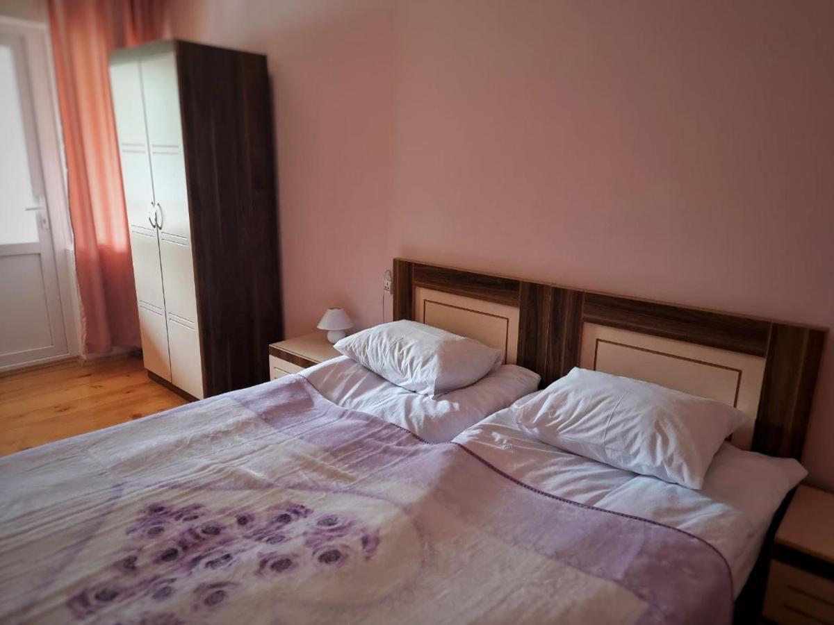 Bed and Breakfast Girgola à Mestia Extérieur photo